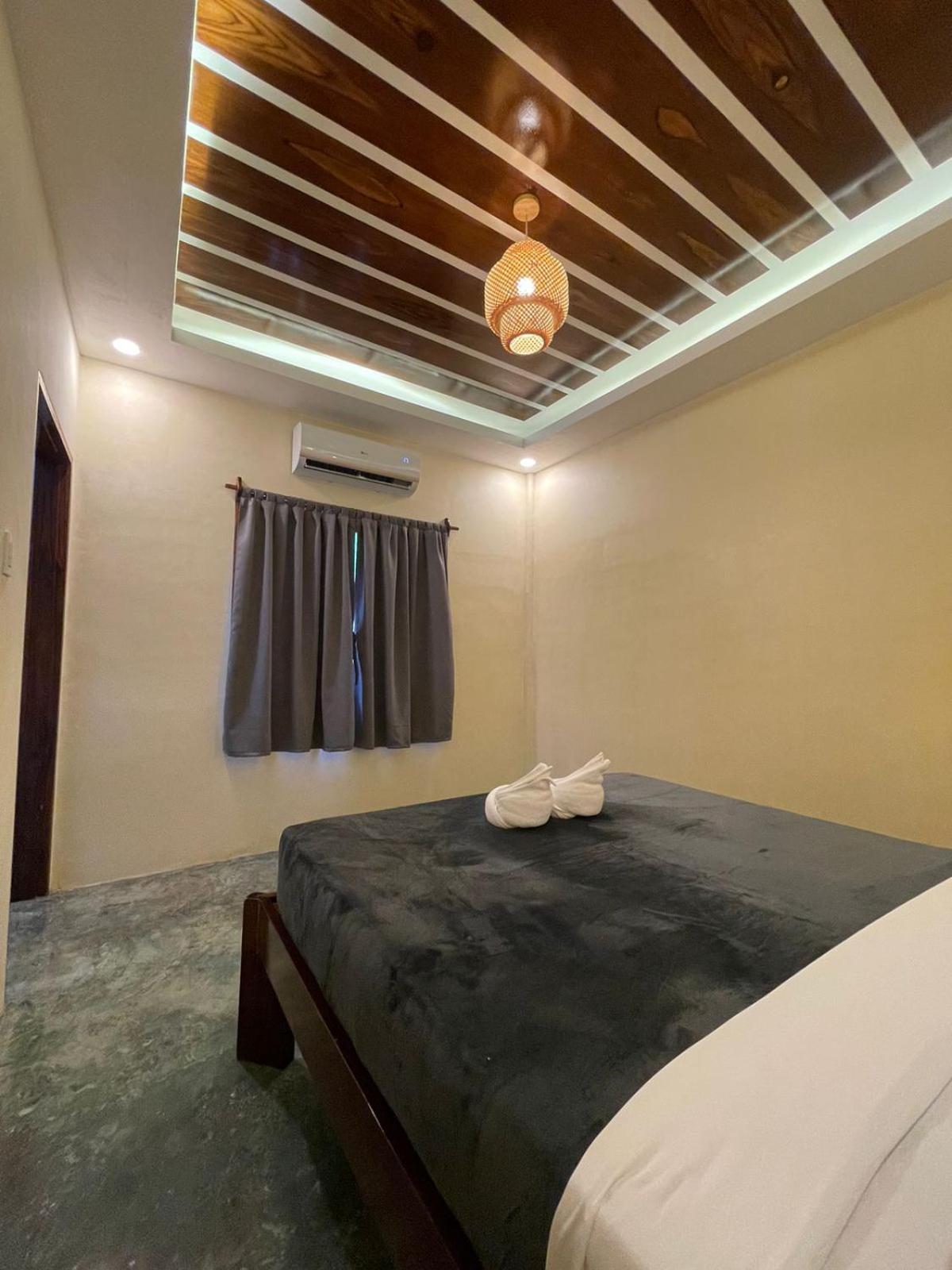 La Visita Hotel Хенерал Луна Екстериор снимка