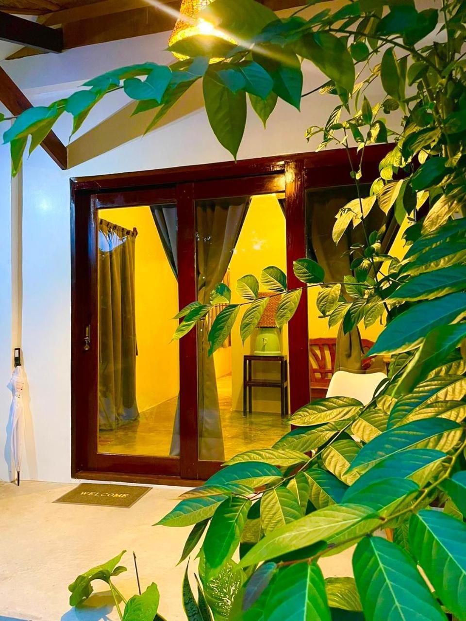 La Visita Hotel Хенерал Луна Екстериор снимка